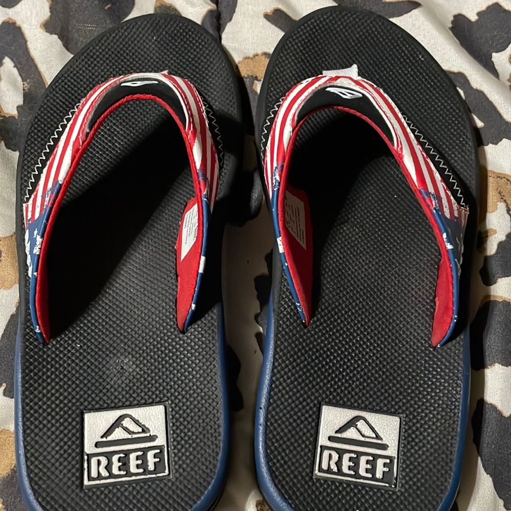 Reef flip flops